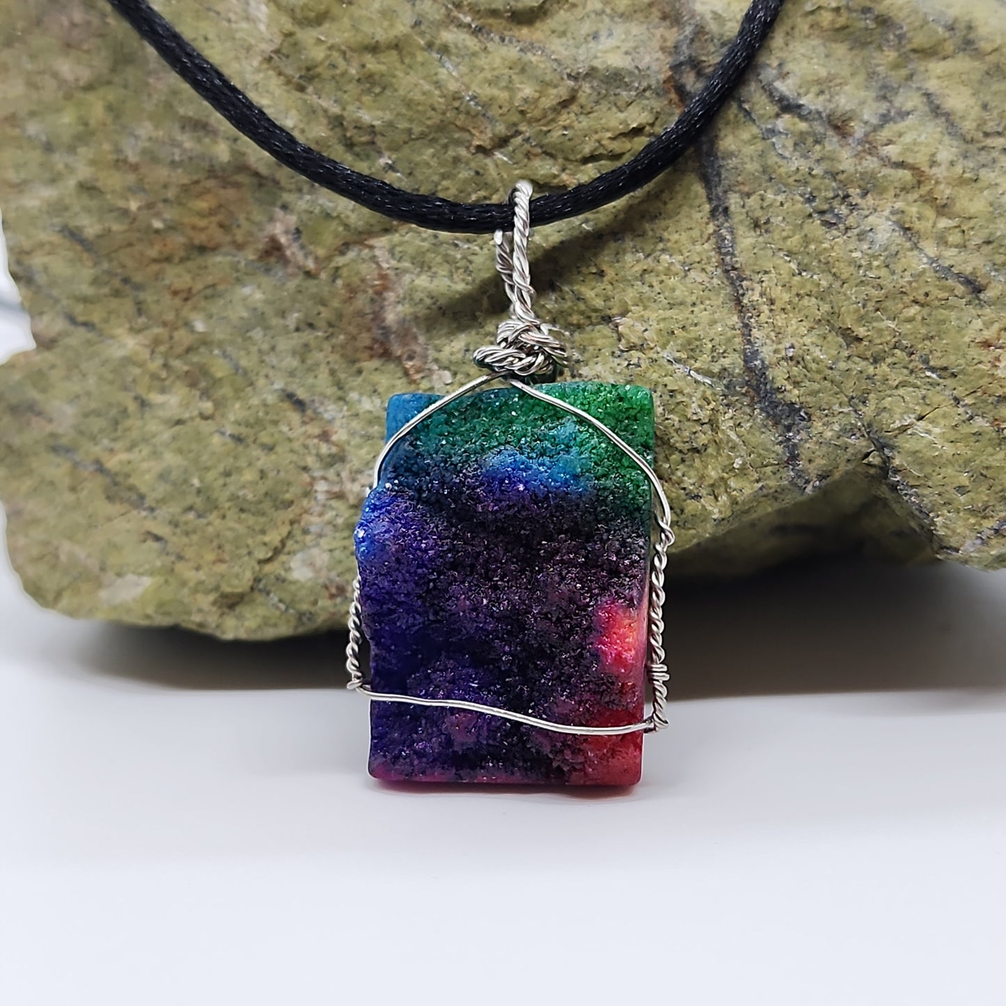 Pendant Dyed Druzy Quartz