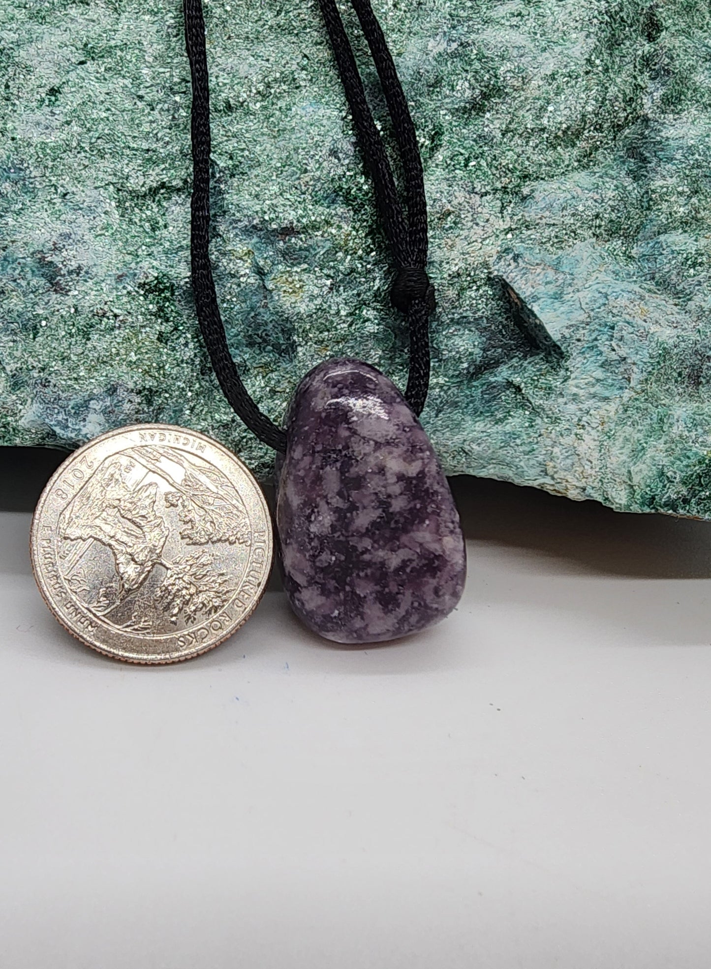 Drilled Pendant Lepidolite