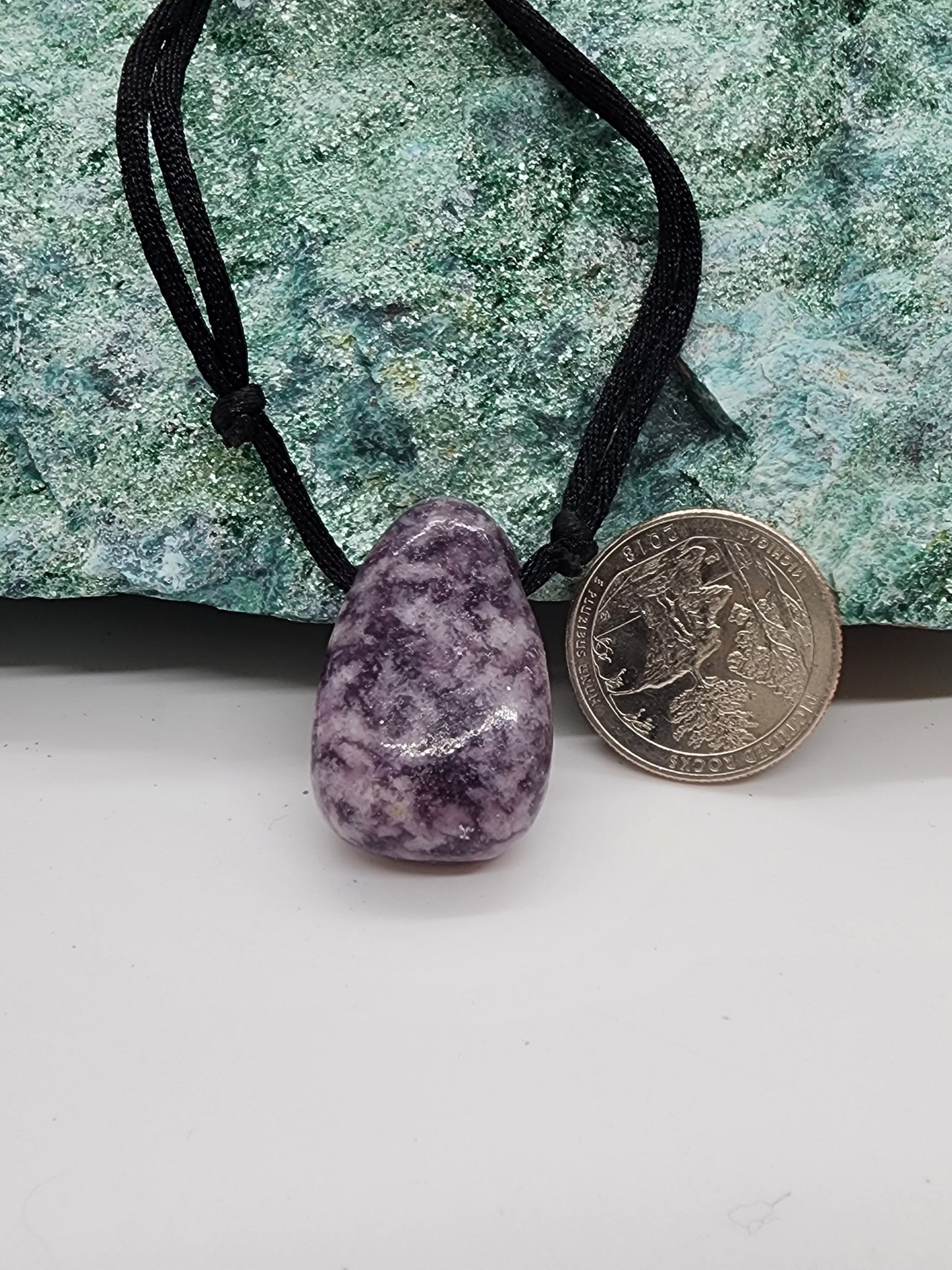 Drilled Pendant Lepidolite